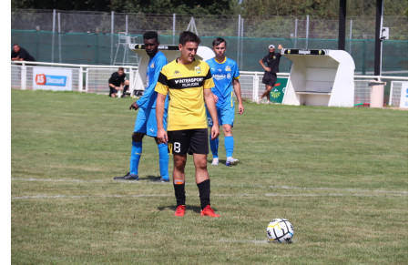 Équipe 2 fait match nul contre AS Courteille  1/1  ( T. Cotin )